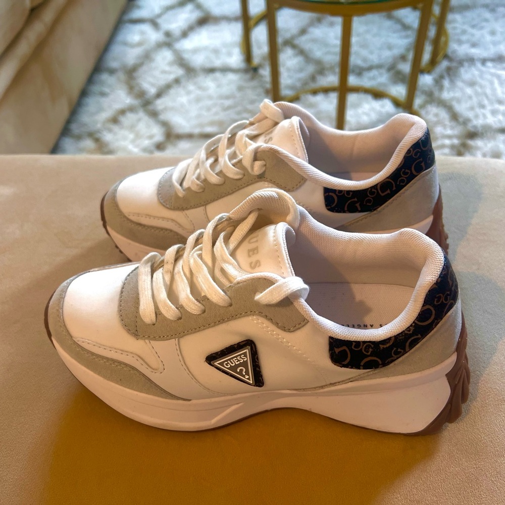 Guess Sneakers